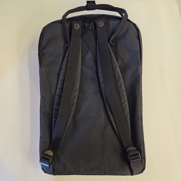NWT Fjallraven Kanken 17"  Laptop Backpack Black - Picture 5 of 11